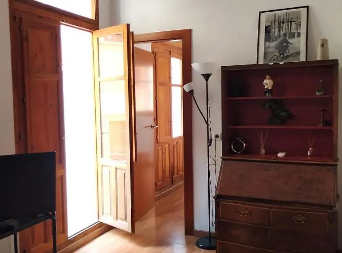 Bonito Apartamento Con Encanto En Casco Antiguo Ron 7 Valenciayole Apartman